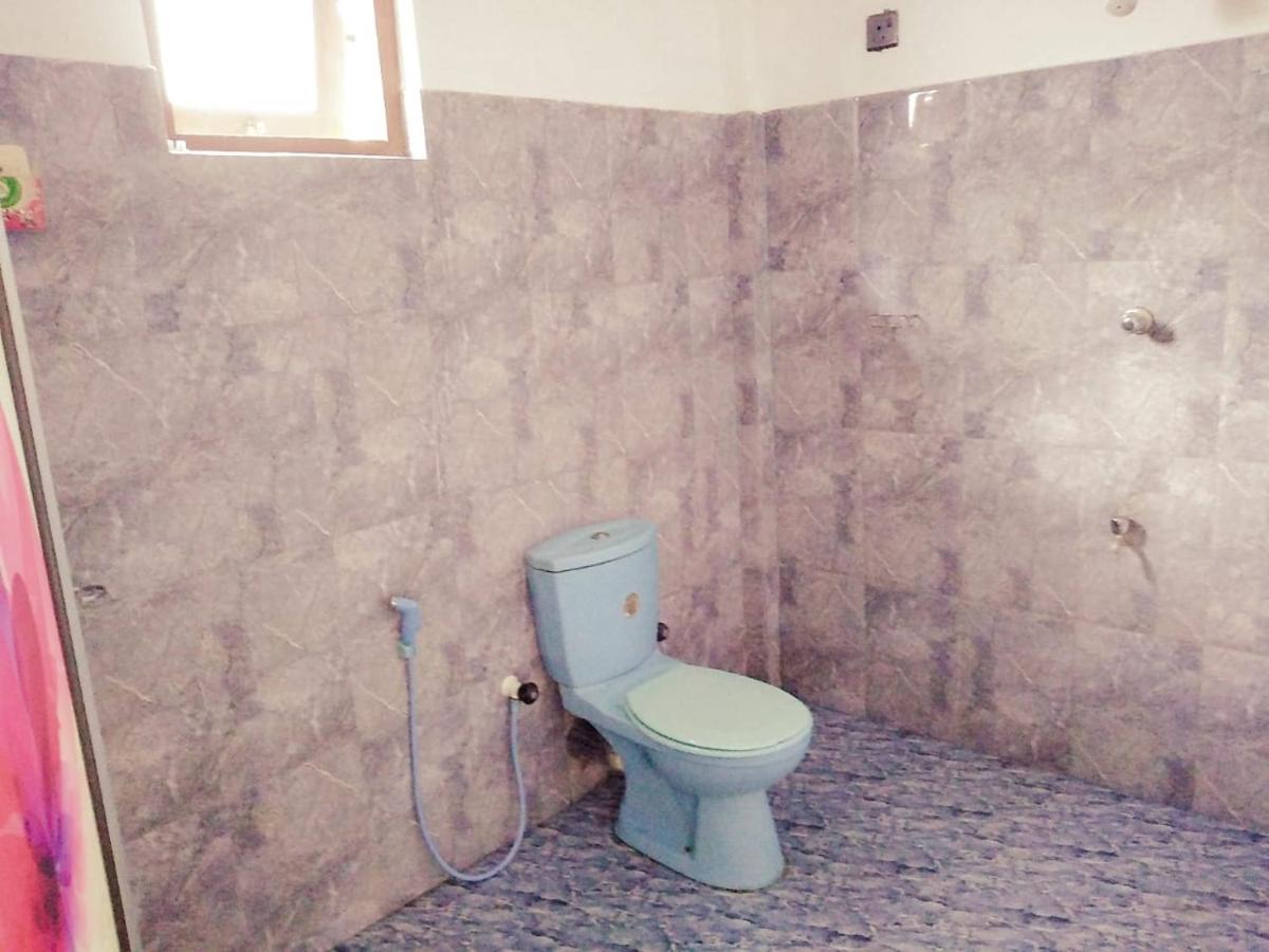 Dinesh Guest House Kataragama Dış mekan fotoğraf
